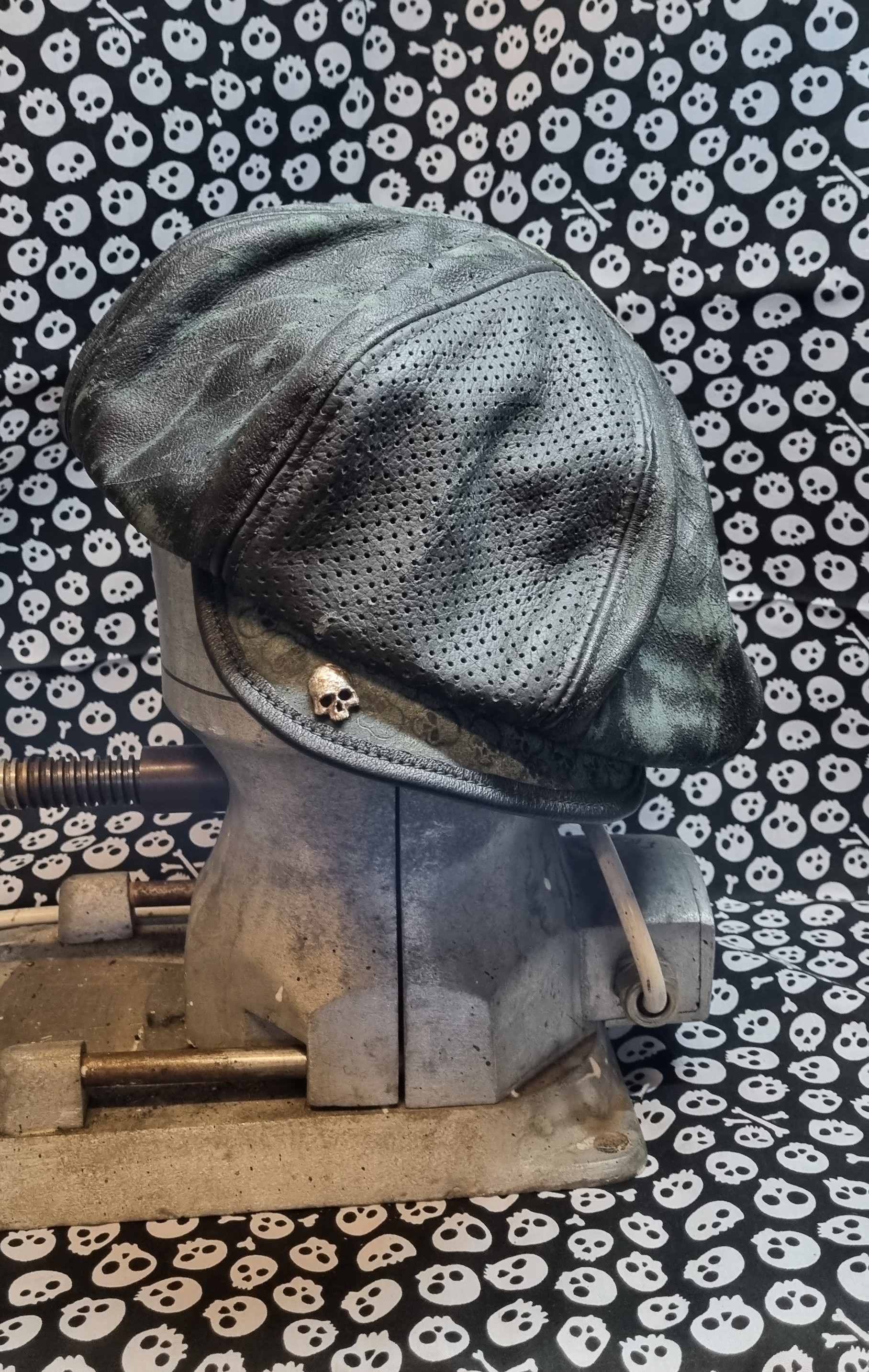 Zino Leather Oversized Paper Boy Hat